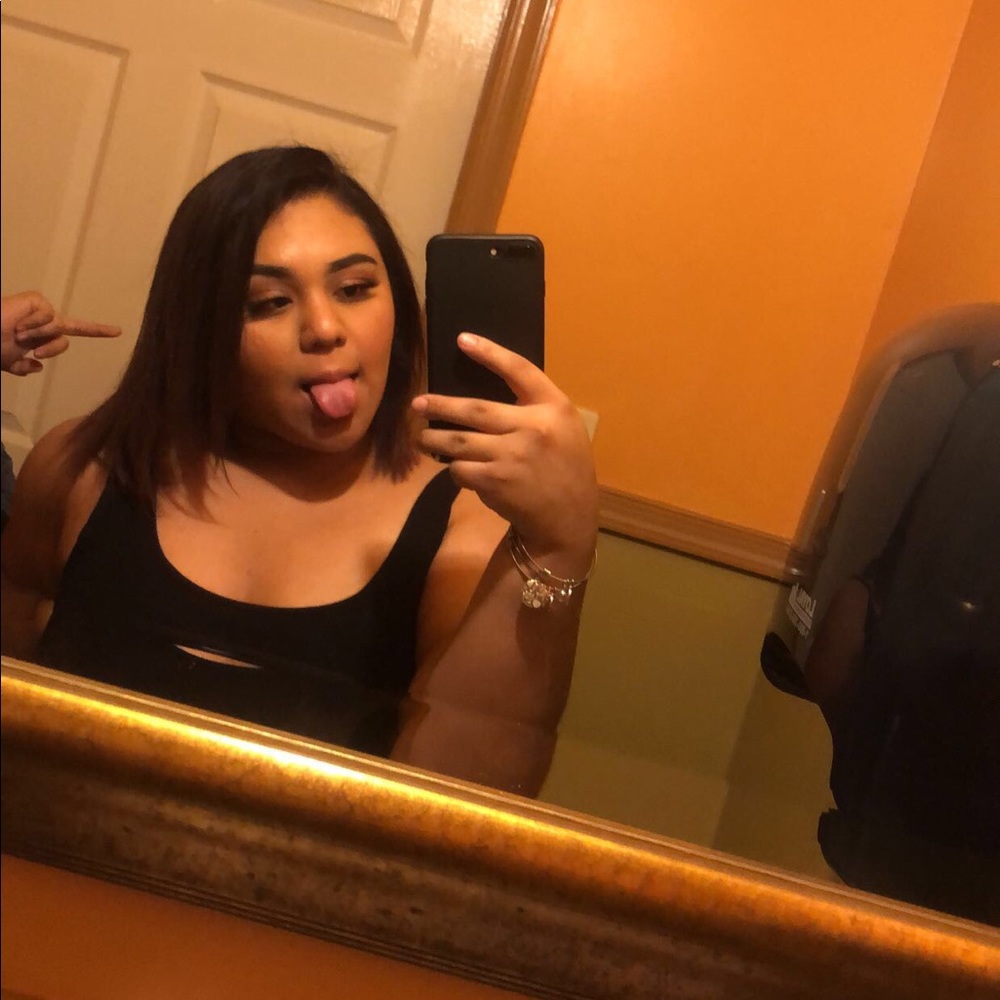 Meet your Posher, Amy